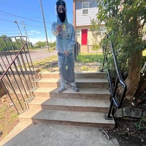 Meet your Posher, Jay